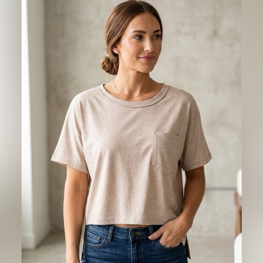 Zenana Outfitters Short Sleeve Pocket Crop Tee - NWOT
